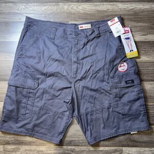 Wrangler Five Star Cargo Shorts Men’s 40 Gray Relaxed Fit 10” Inseam NWT